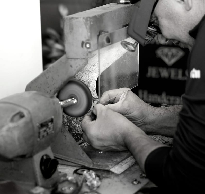 Bespoke jewellery design and remodelling consultation at Scagnetti